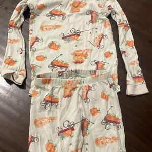 4T Burt’s Bees pajamas wagon pumpkin autumn fall